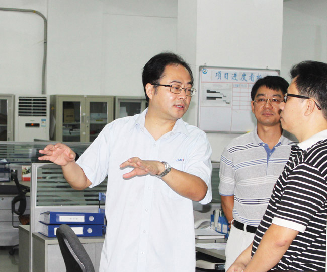 東莞市科技局副局長黃沛成蒞臨我司考察工作